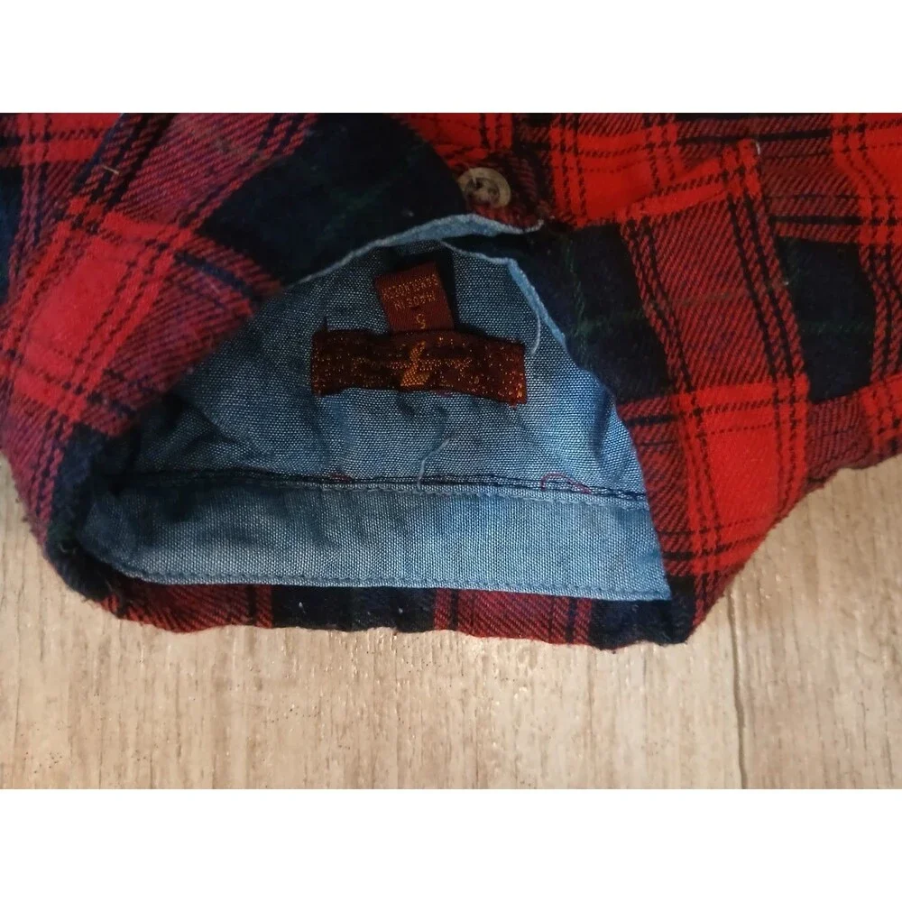 7 For All Mankind Flannel Insulated Shacket Kids Size 5 Red & Blue Plaid Pocket